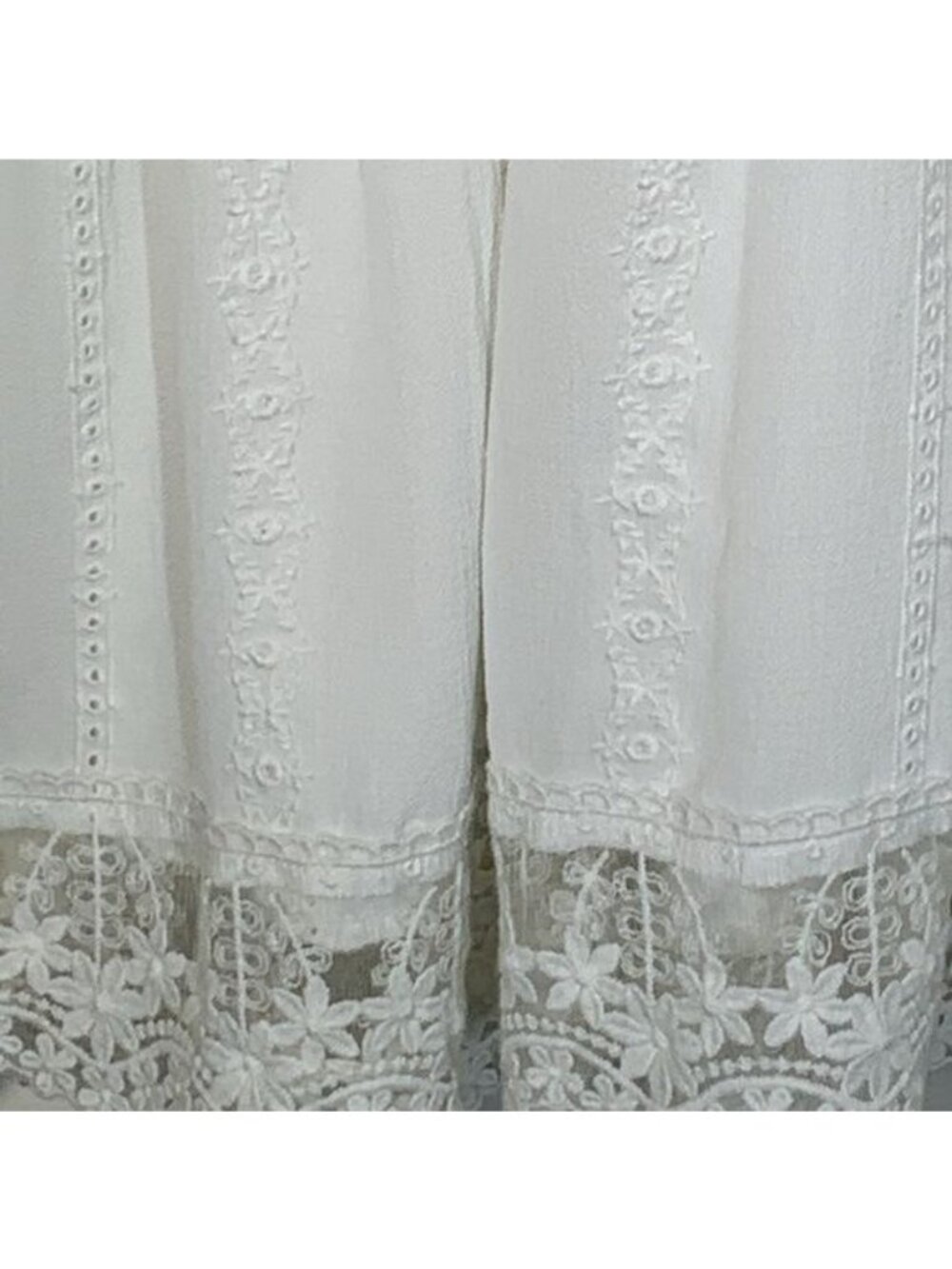 Leith Womens Small White Eyelet Lace Tiered Blouse Casual Top - Picture 10 of 11